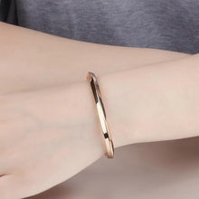 Adjustable Simple Matching Bangles For Couples In Titanium - CoupleSets