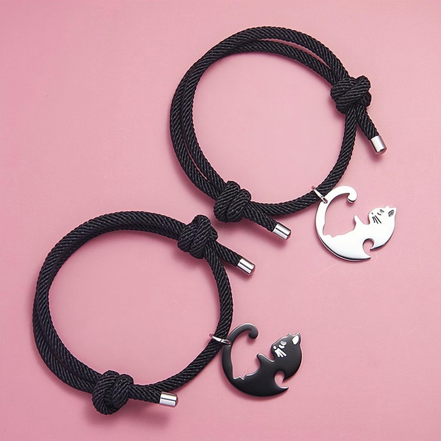 Engravable Matching Cute Cat Couple Bracelets In Titanium - CoupleSets