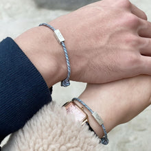 Engravable Cute Dolphin Matching Magnetic Bracelets For Couples - CoupleSets