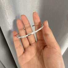 Adjustable Matching Frosted Couple Bangles In Sterling Silver - CoupleSets