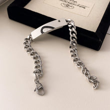 Engravable Matching Heart Charm Couple Bracelets In Titanium