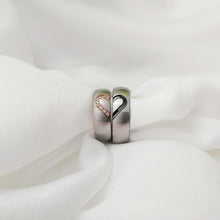 Black And Rose Matching Heart Rings For Couples In Titanium Steel - CoupleSets