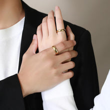 Engravable Unique Rhombic Cut Rings For Couples In Tungsten - CoupleSets