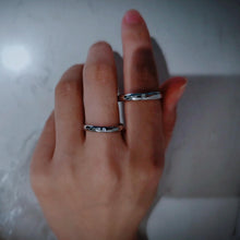 Engravable Simple Promise Rings Set In Sterling Silver - CoupleSets