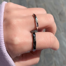 Adjustable Day And Night Rhombic Couple Promise Rings In Sterling Silver - CoupleSets