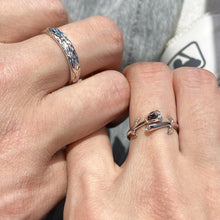 Adjustable Thorn And Rose Matching Couple Rings In Sterling Silver - CoupleSets